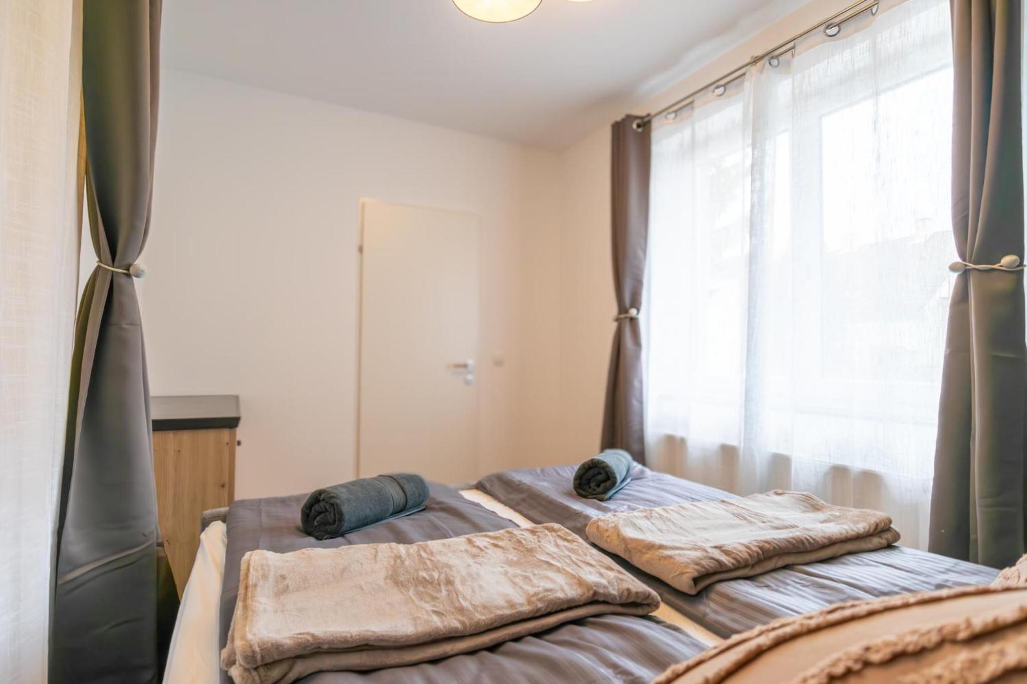 Charming 1Br And 1Lr Apt Modern Design Donaustadt Wien Eksteriør billede