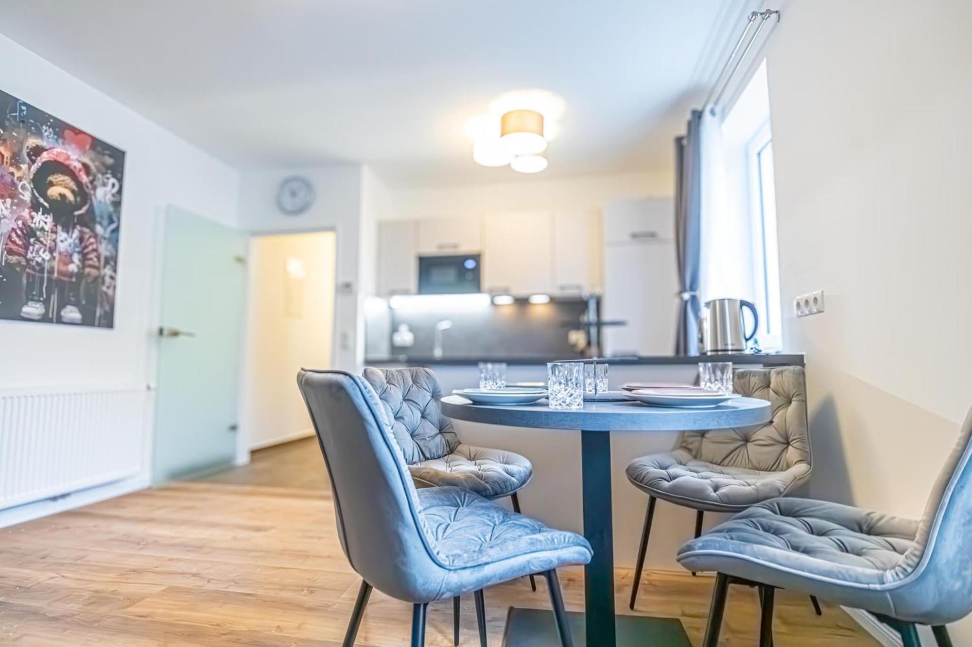 Charming 1Br And 1Lr Apt Modern Design Donaustadt Wien Eksteriør billede