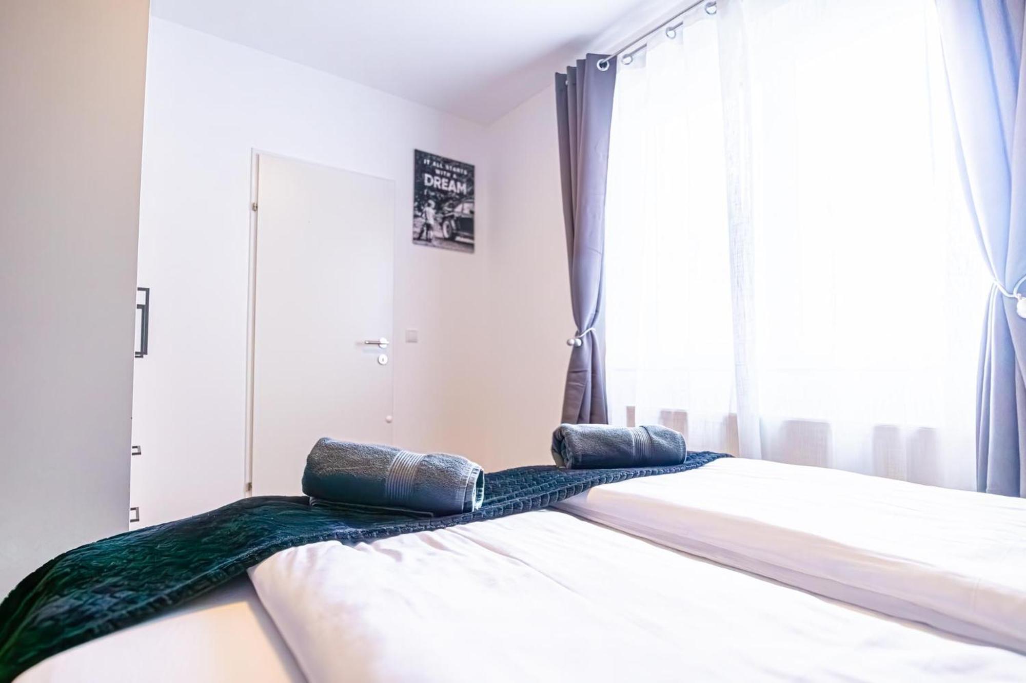 Charming 1Br And 1Lr Apt Modern Design Donaustadt Wien Eksteriør billede